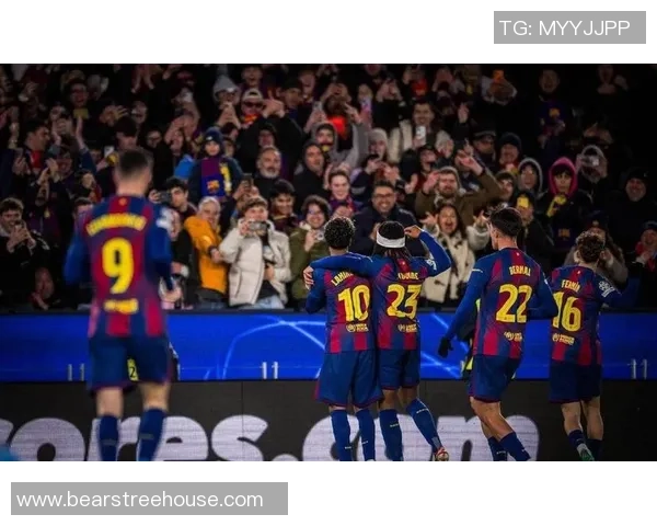 西甲激战巴萨与那不勒斯握手言和神扑瞬间引发全场热议与转会传闻 西甲激战巴萨与那不勒斯握手言和神扑瞬间引发全场热议与转会传闻