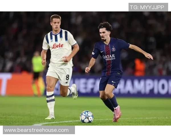 世界杯:尤文图斯1-0巴黎圣日耳曼!帽子戏法瞬间引爆全场赛后点评 世界杯:尤文图斯1-0巴黎圣日耳曼!帽子戏法瞬间引爆全场赛后点评