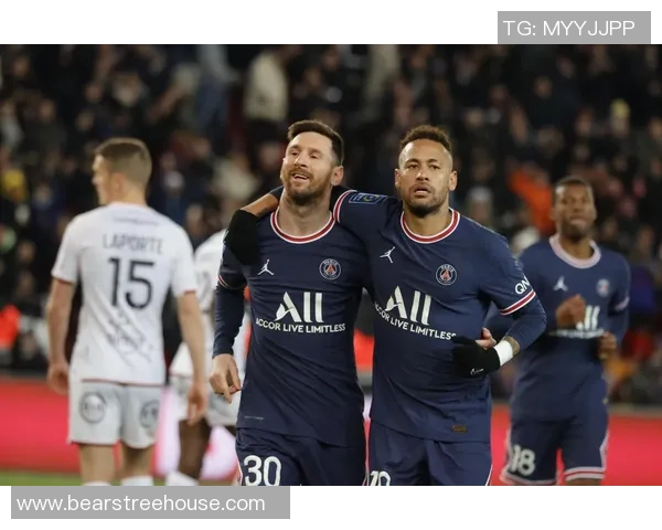 意甲激战巴黎圣日耳曼逆转皇马帽子戏法点燃全场激情