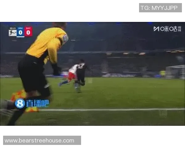 欧联杯激战曼联与拜仁互交白卷乌龙球引发争议判罚全场沸腾 欧联杯激战曼联与拜仁互交白卷乌龙球引发争议判罚全场沸腾