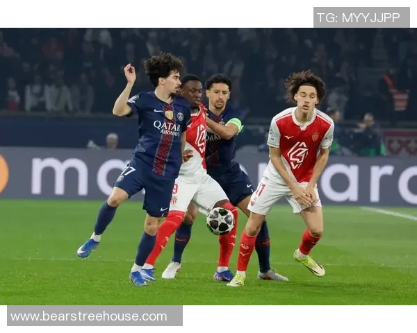 巴黎圣日耳曼完胜AC米兰乌龙球成比赛转折点引发热议 巴黎圣日耳曼完胜AC米兰乌龙球成比赛转折点引发热议