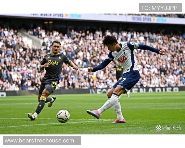 英超热刺大胜AC米兰4-0全场精彩瞬间回顾引发热烈反响