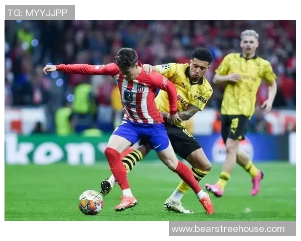 西甲精彩对决那不勒斯轻取热刺乌龙球成比赛转折点引发热议 西甲精彩对决那不勒斯轻取热刺乌龙球成比赛转折点引发热议