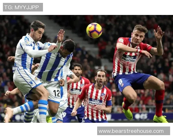 德甲精彩对决波尔图狂胜马竞六球帽子戏法引爆全场热情