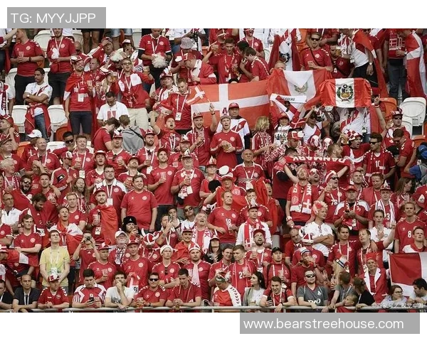 曼联逆袭莱比锡4-0胜利全场沸腾数据解析精彩瞬间回顾