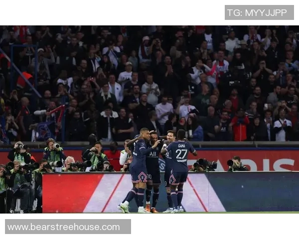 欧联杯经典对决皇马逆转巴黎圣日耳曼补时绝杀点燃全场激情